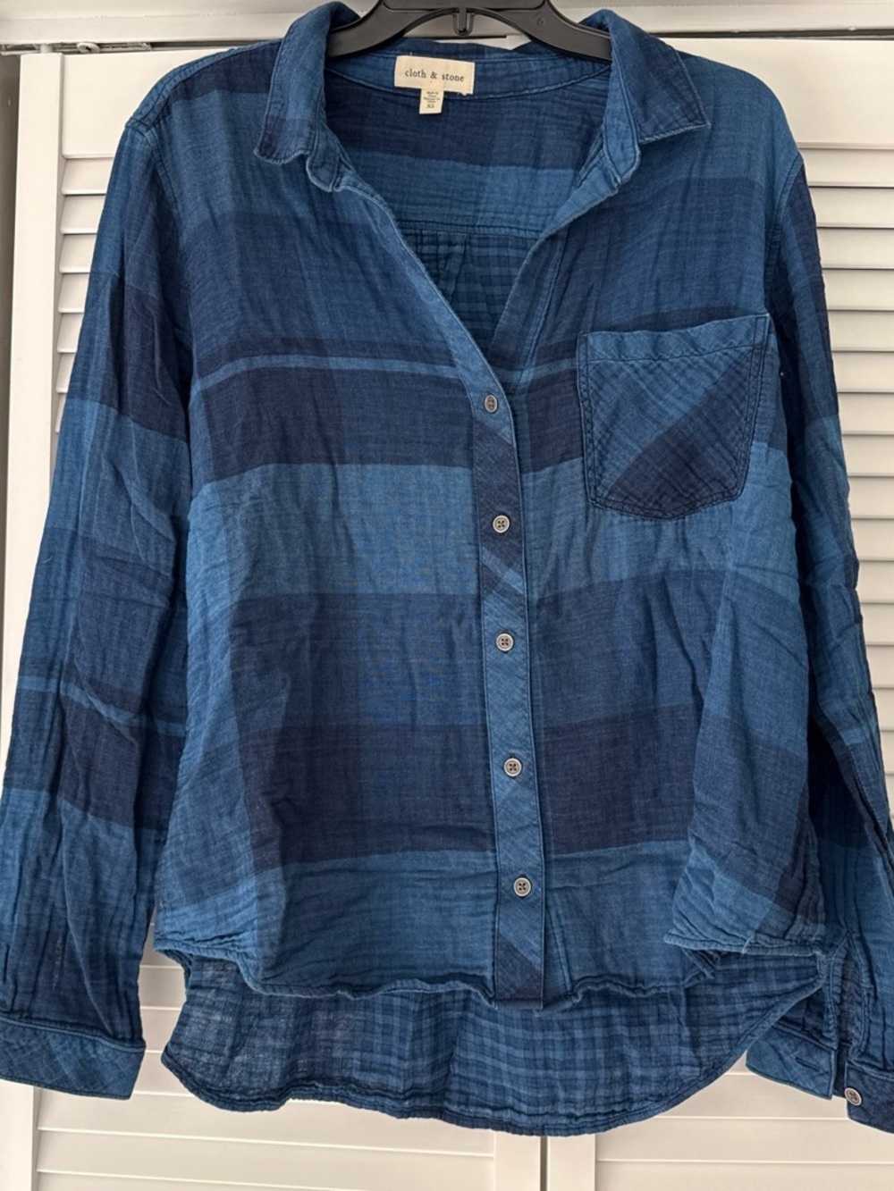 Cloth and Stone Blue Plaid Buttonup